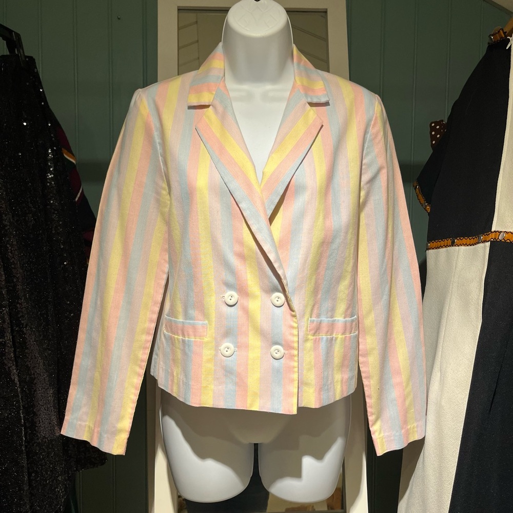 Vintage Double-breasted Pastel Candy Striped Semi-cropped Blazer. Kawaii